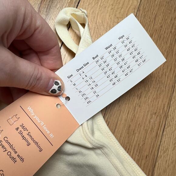 NEW Shapermint Essentials Women's 2XL All Day Everyday Scoop Neck Cami Cream - Picture 4 of 11